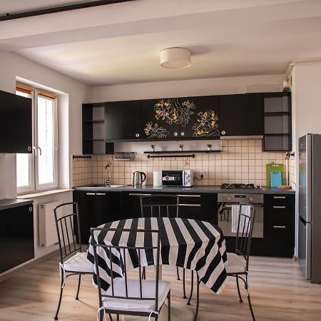 Sdh 2 Radzymin Comfortable Apartment Near Warsaw Exterior photo
