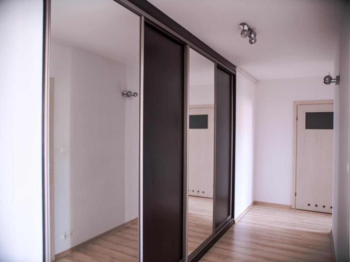 Sdh 2 Radzymin Comfortable Apartment Near Warsaw Exterior photo